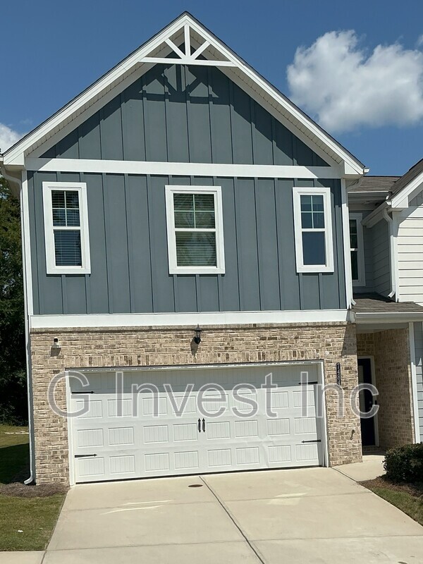 Building Photo - 7484 Knoll Hollow Rd Rental