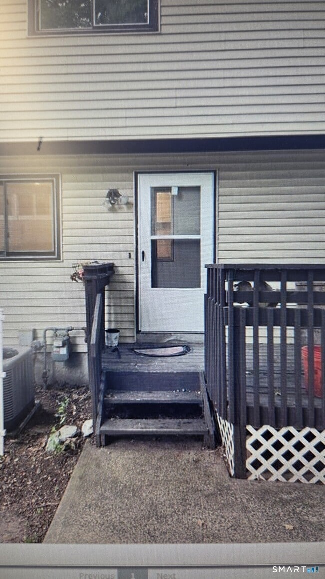 Photo - 18 Allen Ct Unit F