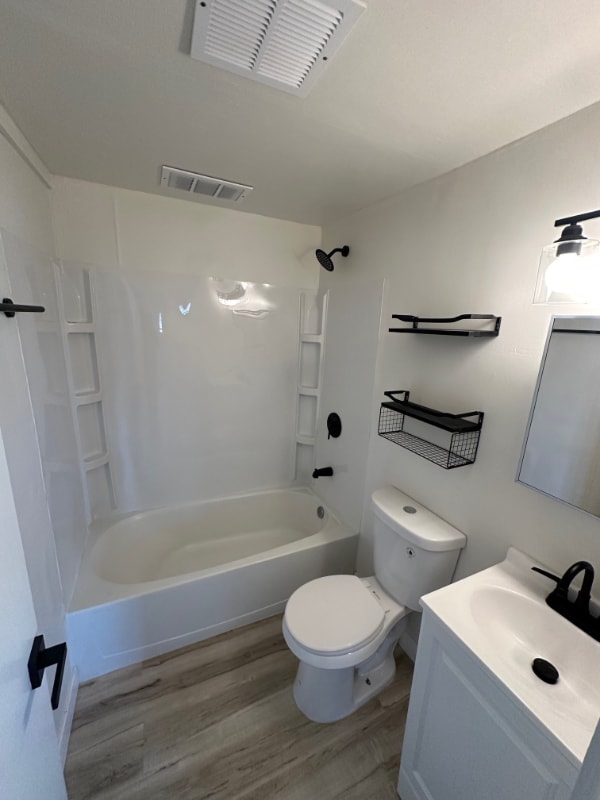 Photo - W220N9009 Town Line Rd