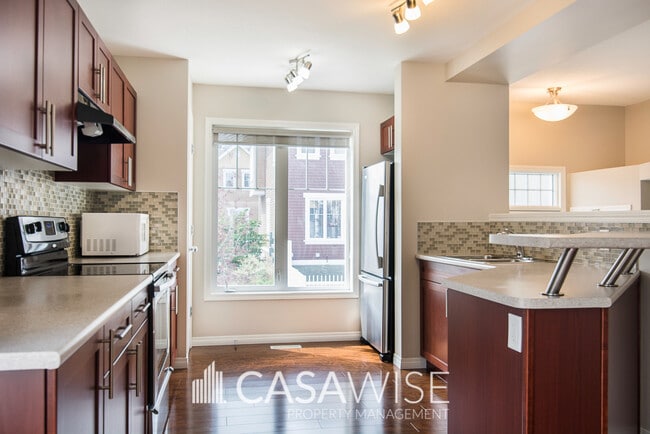 Photo - 1623-1623 Towne Centre Blvd NW