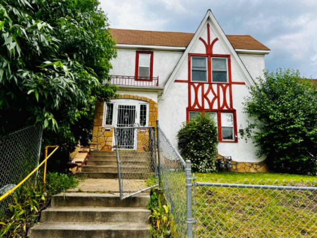 Photo - 1826 N Penn Ave Unidad 1826 Penn Ave N