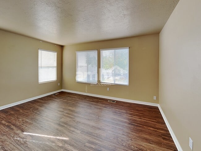 Photo - 14064 S Rosaleen Ln