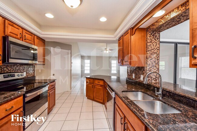1000 Vega Ave NW