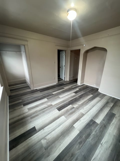 Building Photo - South Side Unit 3 Rental