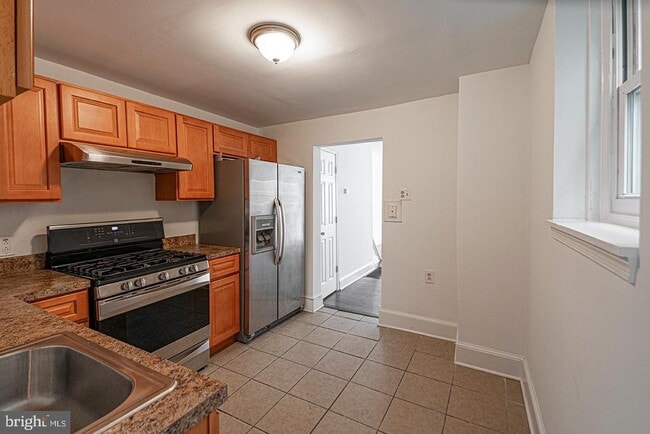 Photo - 1535 S Hicks St