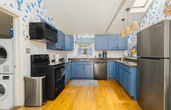 92 Atlantic Ave
