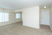 1BR, 1BA - 720 SF