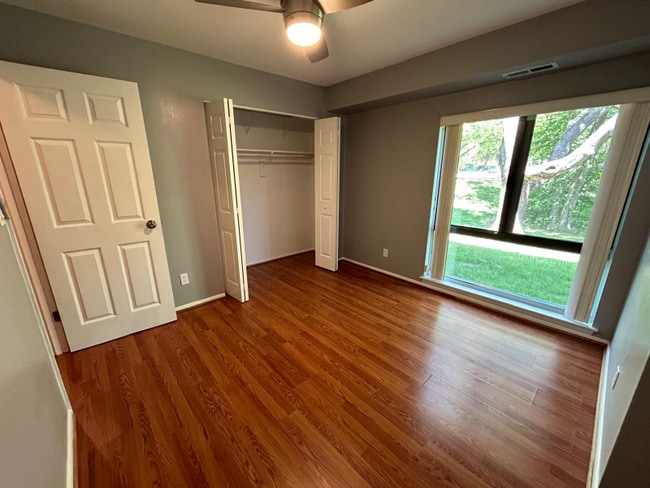 Photo - 6001 Majors Ln Unit 2