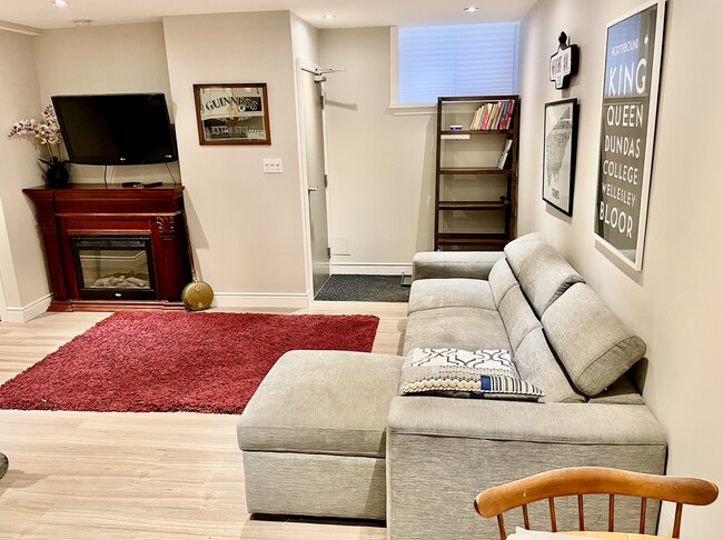 Photo - Steps from High Park: Quiet, bright, priva... Unit 1