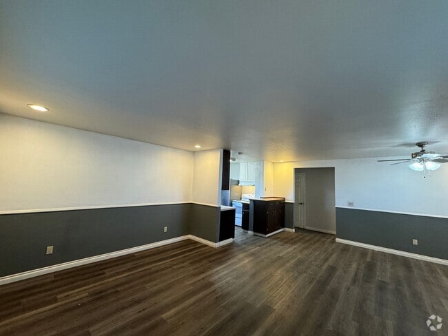 Building Photo - Non-Refundable & Security Deposit Total: $... Rental