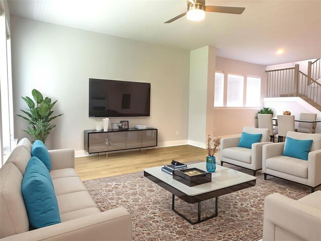 Photo - 111 Pinyon Pne Dr