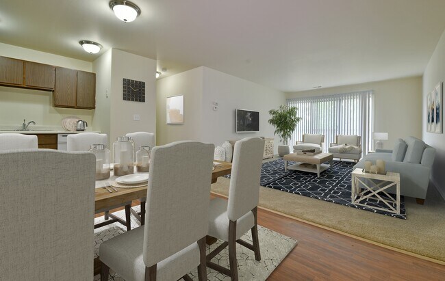 Photo - Grand Bend Club Apartments