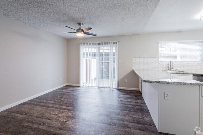 3BR, 2BA