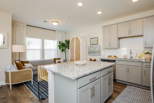 Photo - 154 Eagles Cliff Dr