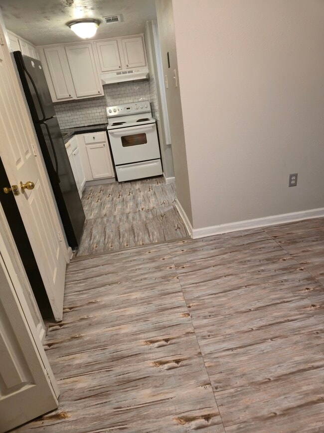 Photo - 3708-3714 Stefano Street