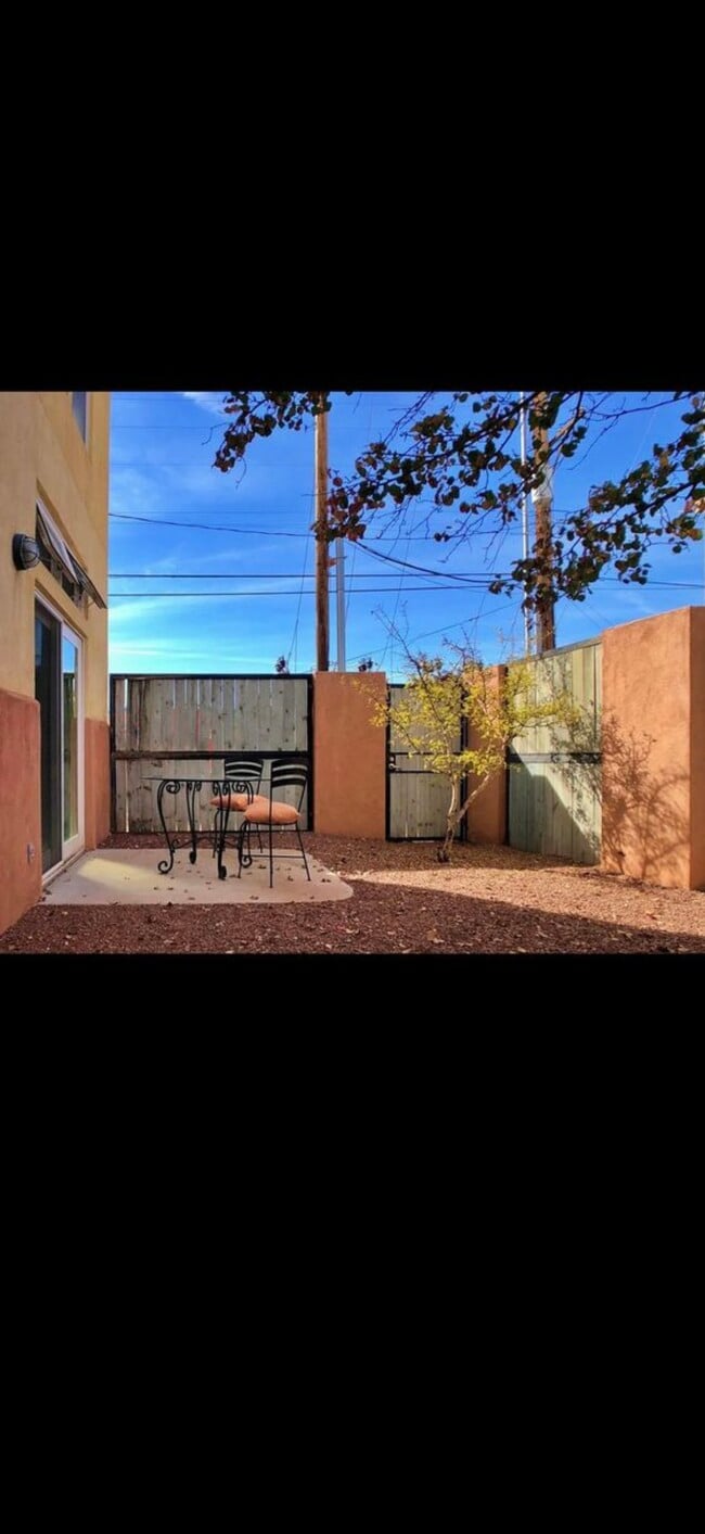 505 5th St SW