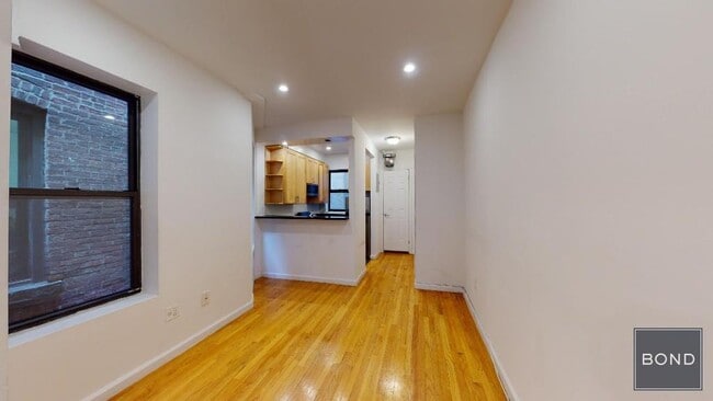Photo - 439 W 51st St Apartment Unit 4W