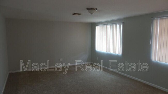 Photo - 3525 E Hearn Rd
