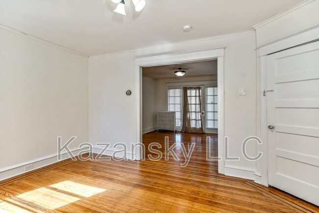 Photo - 6737 N Lawrence St