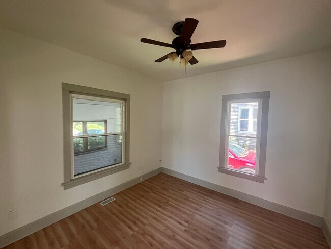 Photo - New Listing !!!