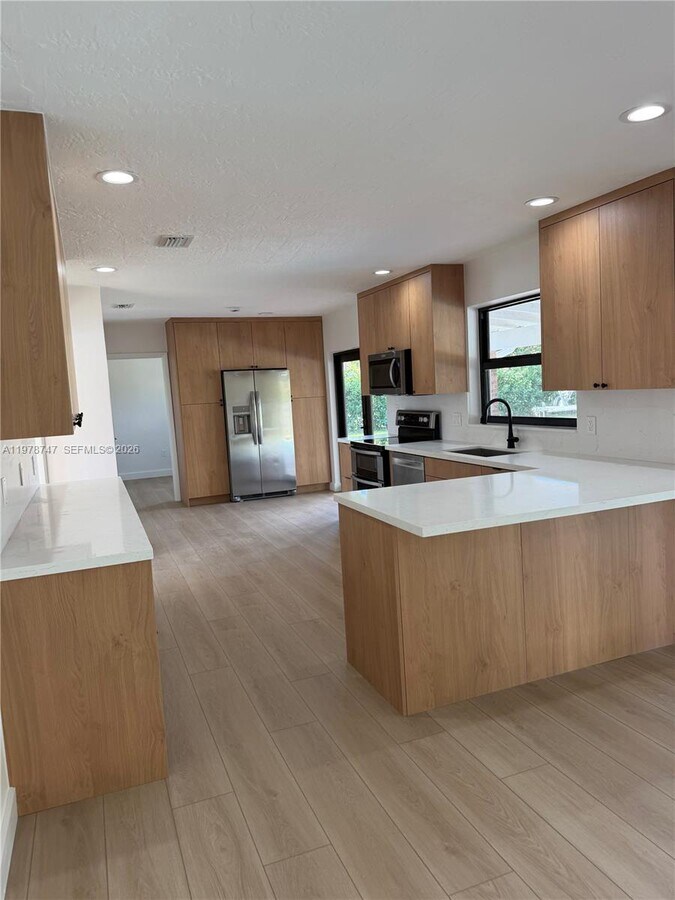 Photo - 12504 SW 99th Ave