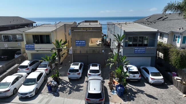 Photo - 6569 Del Playa Dr Unidad 1