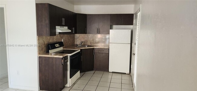 Photo - 1333 NW 15th St Unit 9