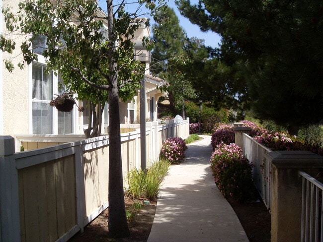 2 BR / 2.5 BA 1420SQFT Chula Vista Apartment - 2 BR / 2.5 BA 1420SQFT Chula Vista Apartment