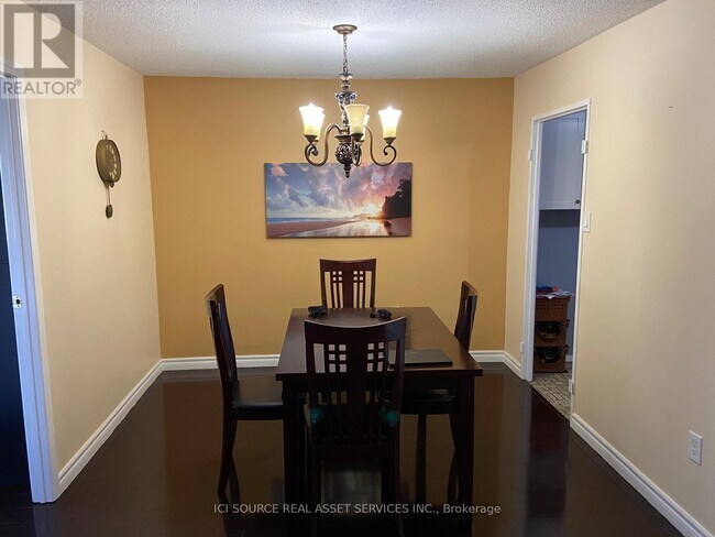 Photo - 4001 Don Mills Rd.