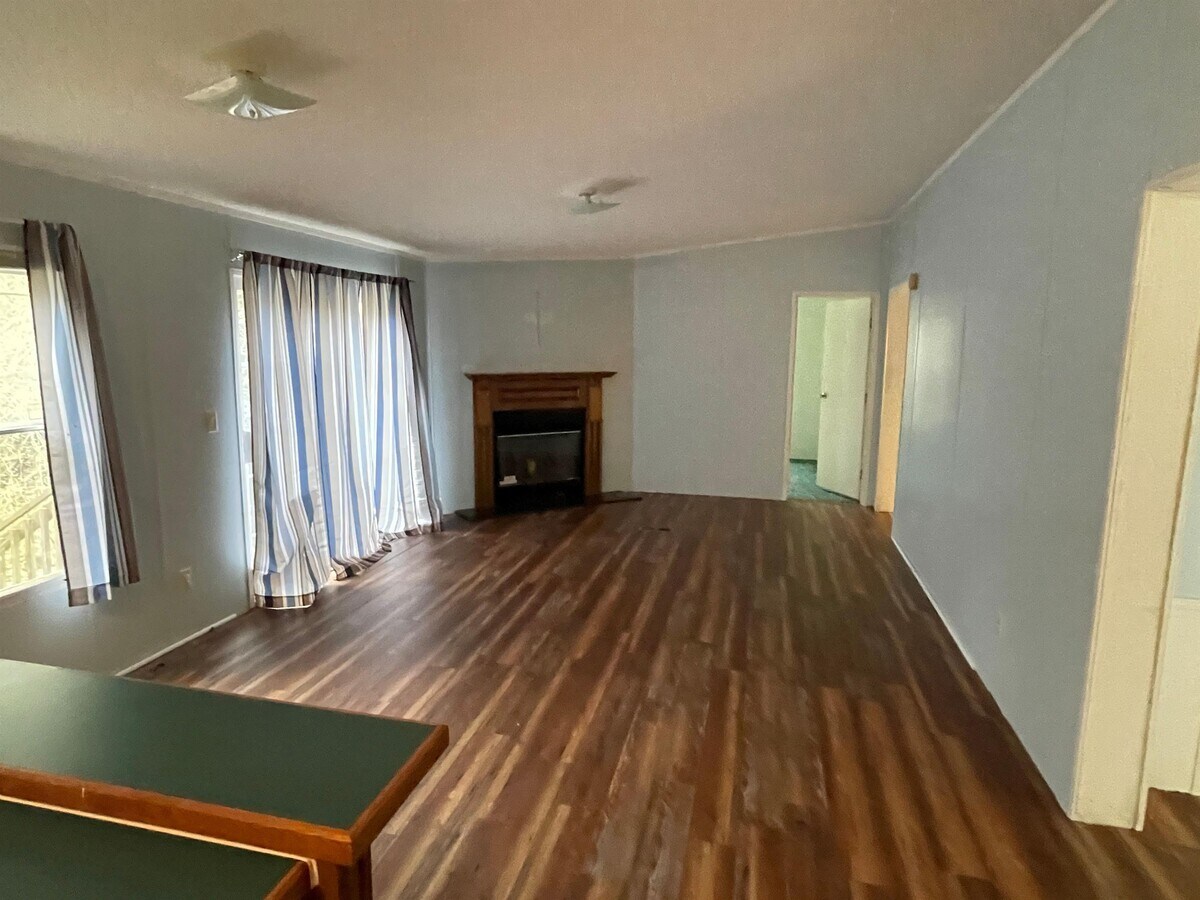 Photo - 506 Bethea St