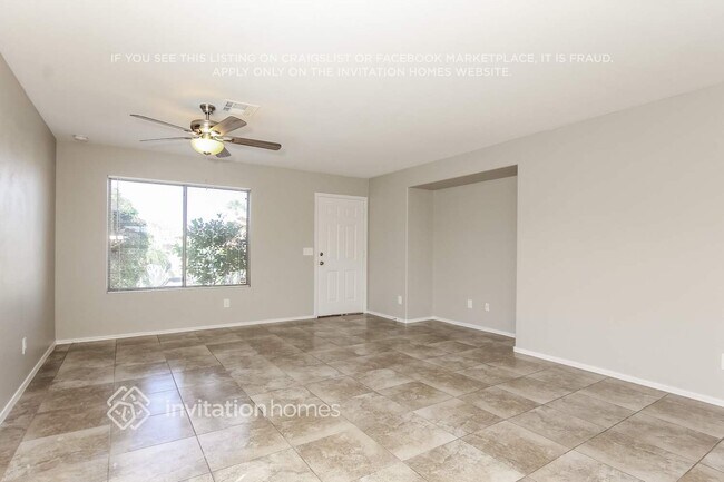 Photo - 15937 W Elm St