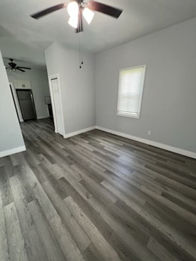 Photo - 163 Hopewell St