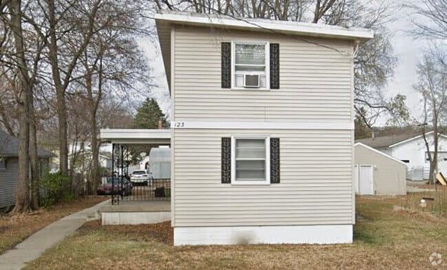 Building Photo - 123 9th St NE Unit 4 Rental