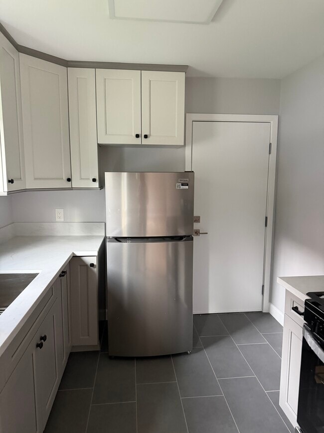 Photo - 170 Monterey Rd Unit Newly Remodeled 1 Bedroom
