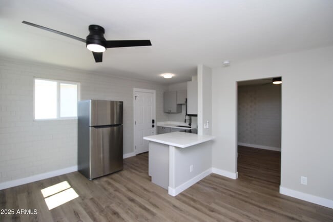 Photo - 802 S 11th Ave Unit 4