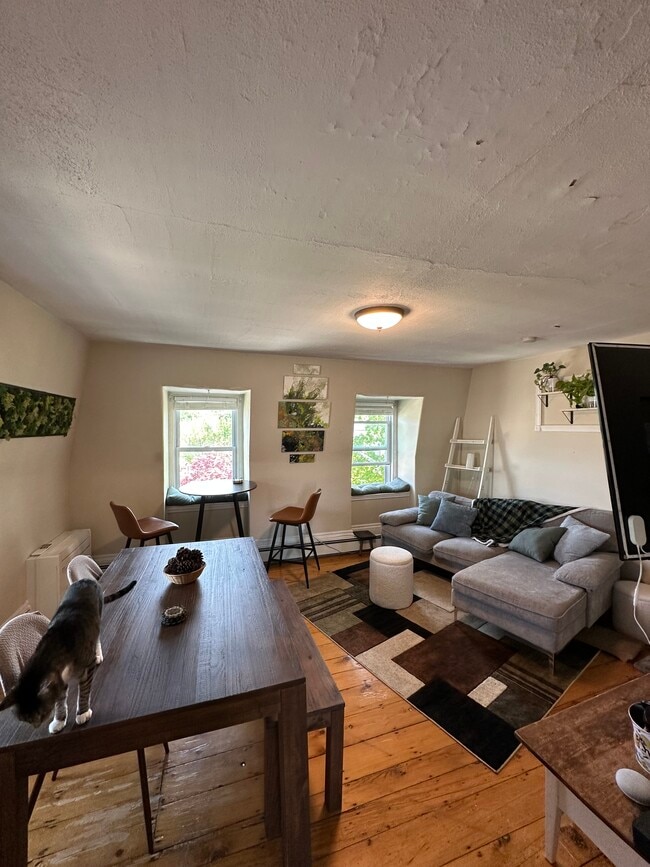 Photo - 282 Summer St Unit 3