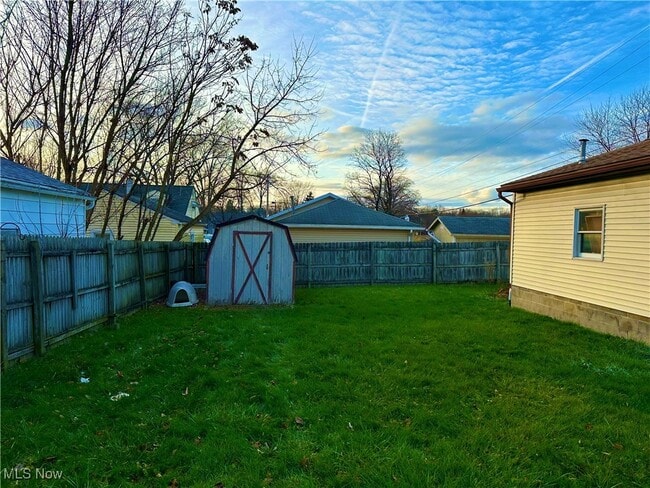 Photo - 294 N Edgehill Ave