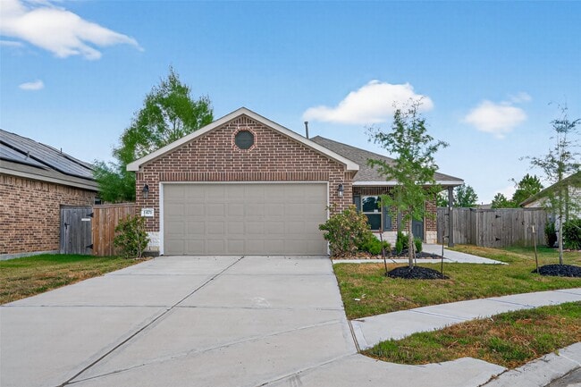 Photo - 15171 Willow Tree Ln