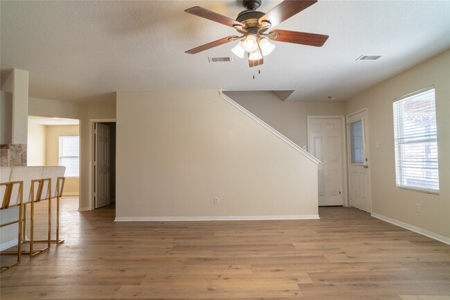 Photo - 3426 Barkers Crossing Ave