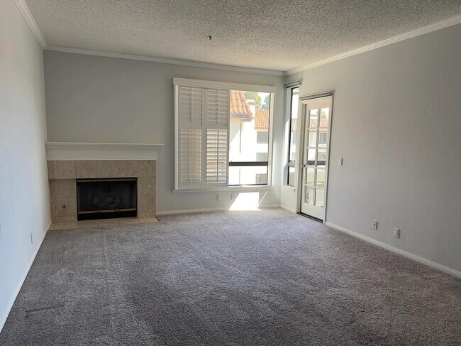 Photo - 5875 Friars Rd