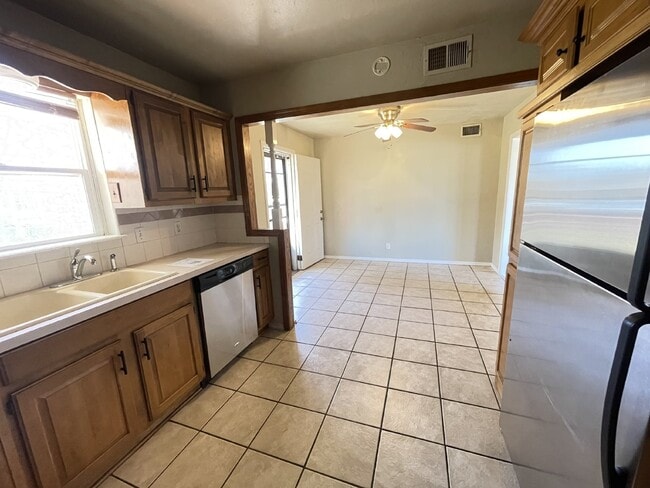 Photo - 3 Bed, 1 Bath Home with Large Corner Lot
