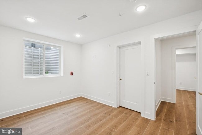 Photo - 5034 Florence Ave Unit 2