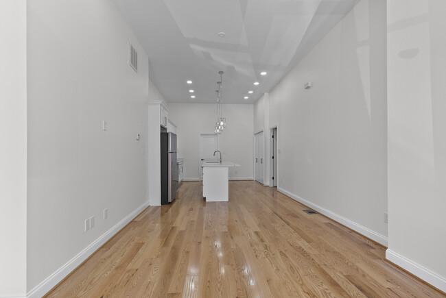 Photo - 530 N Carrollton Ave