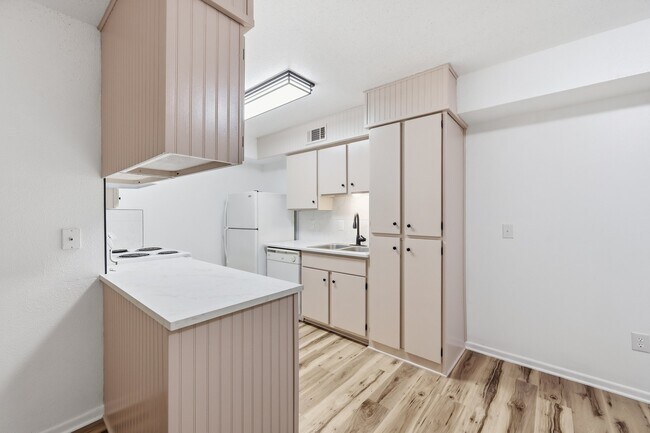 Photo - 801 W Gibson St Unit 209