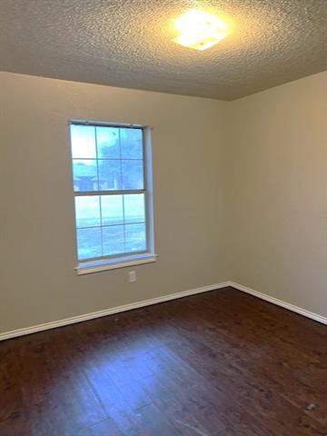 Photo - 624 Johnathon Ct