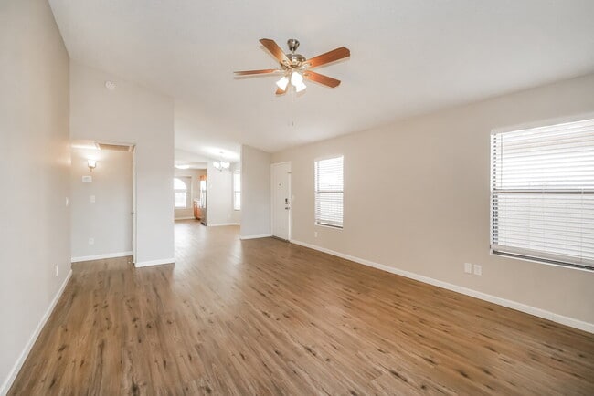 Photo - 4545 N 67th Ave