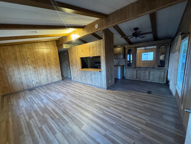 Photo - 3060 E Ames Ave