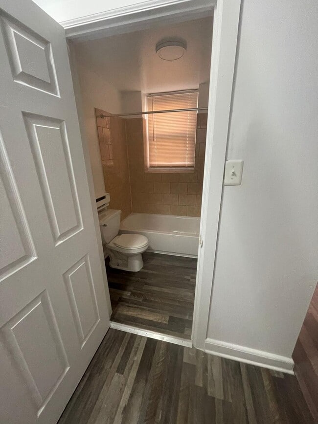 Photo - Q Wayne Gardens