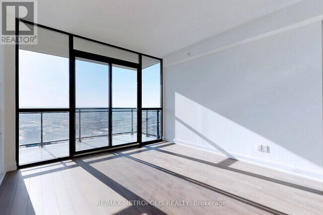 Photo - 2910 Hwy 7 Unit 3405