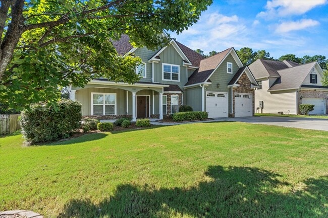 Photo - 839 Leyland Ln